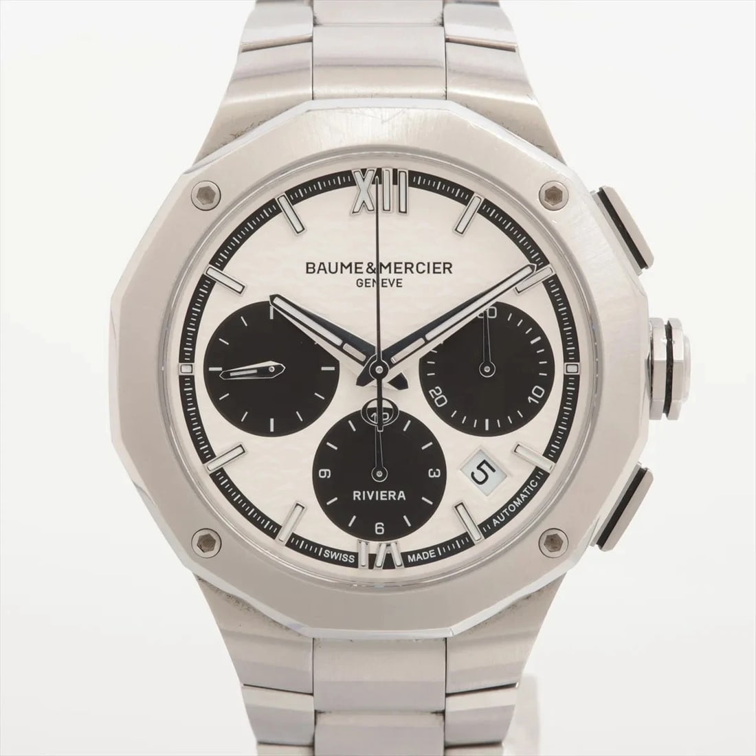 BAUME & MERCIER RIVIERA CHRONOGRAPH SS SILVER: Baume & Mercier Riviera Chronograph SS Silver Brand: Baume & Mercier Type/Style: Wristwatch Material: SS Color: Dial Color Silver Size: Case:W1.6 x H1.6inch / W41 x H41 Circumference of Wrist:6.1inch