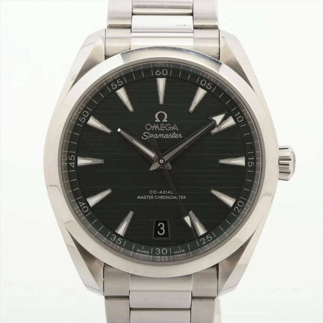 OMEGA SEAMASTER AQUA TERRA SS GREEN: Omega Seamaster Aqua Terra SS Green Brand: Omega Type/Style: Wristwatch Material: SS Color: Dial Color Green Size: Case:W1.6 x H1.6inch / W40 x H40 Circumference of Wrist:6.5inch / 16.5 Accessories: