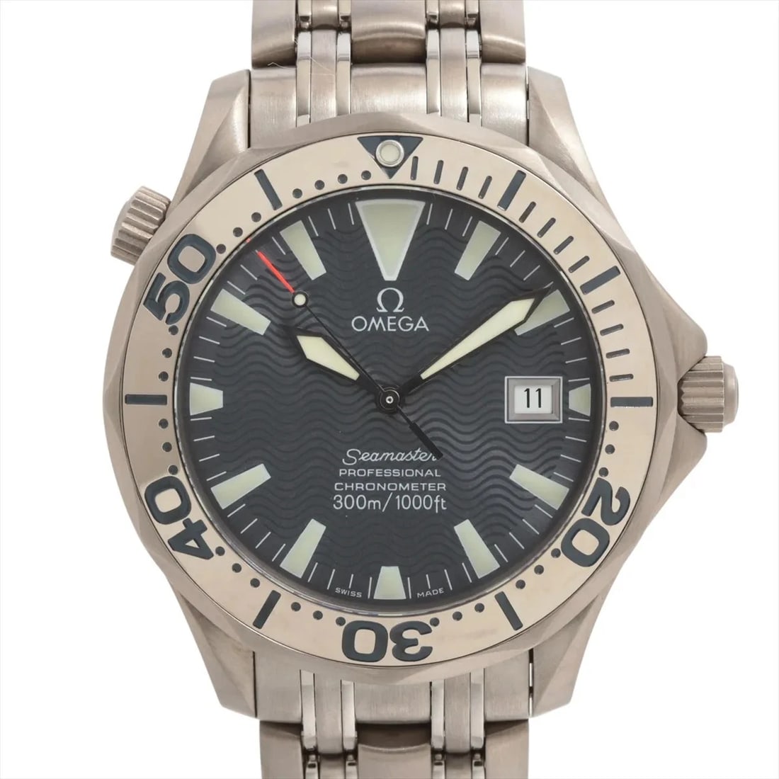OMEGA SEAMASTER PROFESSIONAL CHRONOMETER: Omega Seamaster Professional Chronometer Brand: Omega Type/Style: Wristwatch Material: TI Color: Dial Color Gray Size: Case:W1.6 x H1.6inch / W41 x H41 Circumference of Wrist:6.7inch / 17