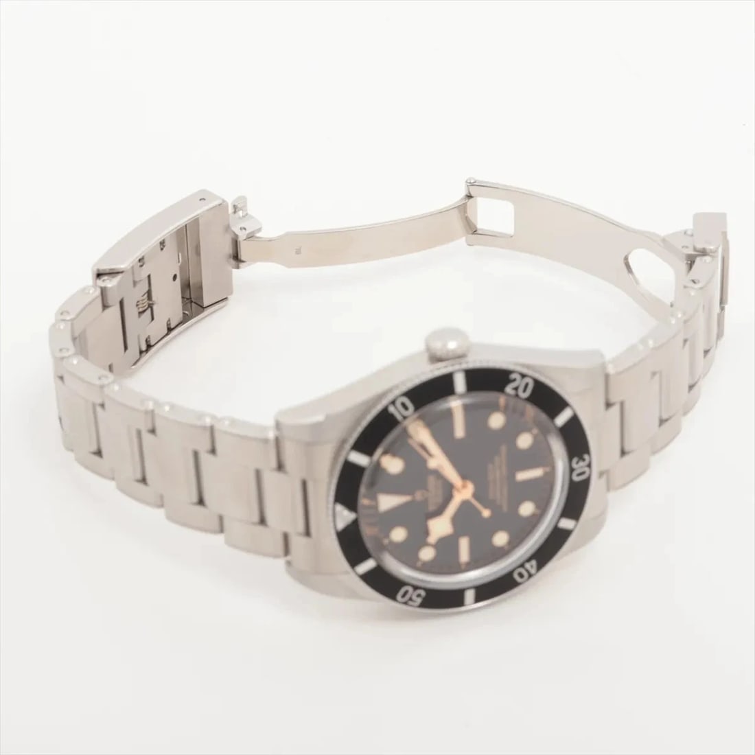 TUDOR BLACK SS - 4