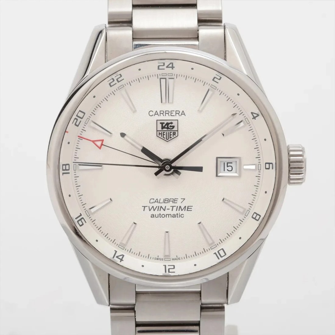 TAG HEUER CARRERA CALIBRE SS WHITE: TAG Heuer Carrera Calibre SS white Brand: TAG Heuer Type/Style: Wristwatch Material: SS Color: Dial Color White Size: Case:W1.6 x H1.6inch / W40 x H40 Circumference of Wrist:6.9inch / 17.5