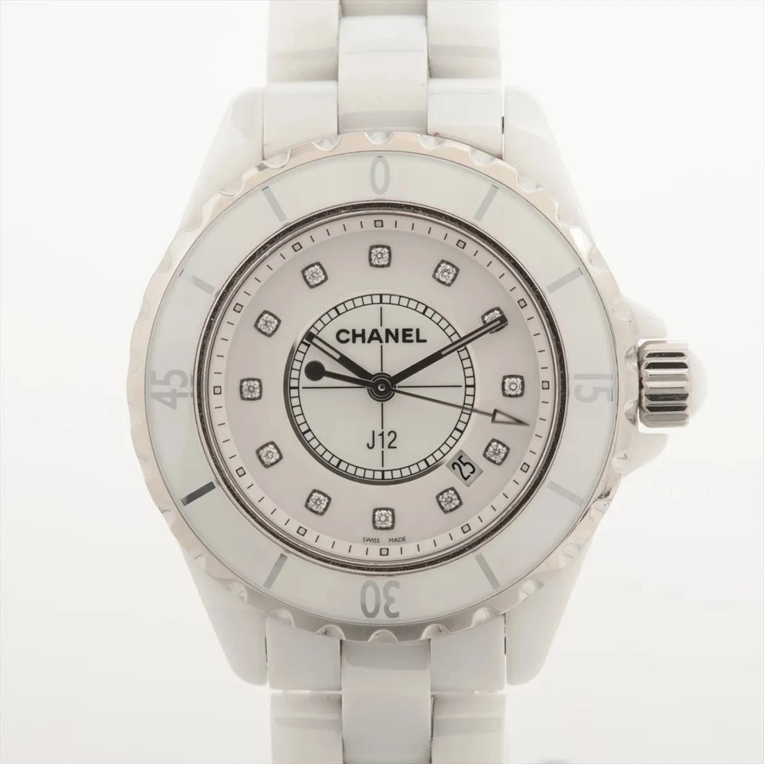 CHANEL J12 CE?SS QZ WHITE: Chanel J12 CE?SS QZ white Brand: Chanel Type/Style: Wristwatch Material: CE?SS Color: Dial Color White Size: Case:W1.2 x H1.2inch / W33 x H33 Circumference of Wrist:5.3inch / 13.5 Accessories: None