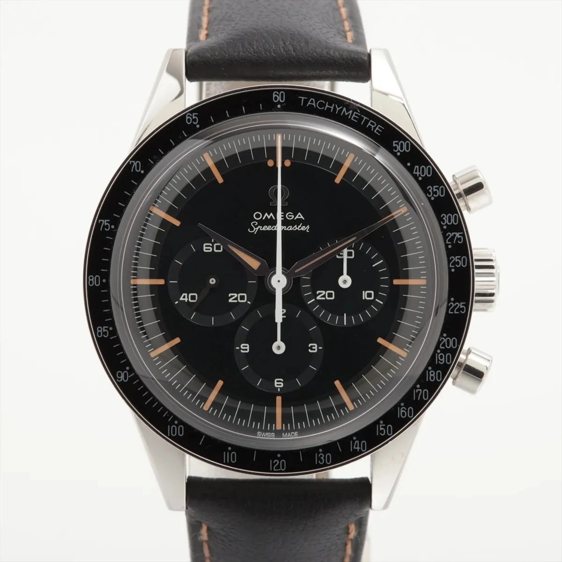 OMEGA SPEEDMASTER SS & LEATHER: Omega Speedmaster SS & Leather Brand: Omega Type/Style: Wristwatch Material: SS & Leather Color: Dial Color Black Size: Case:W1.2 x H1.2inch / W39.7 x H39.7 Circumference of Wrist:7.3inch / 18.5