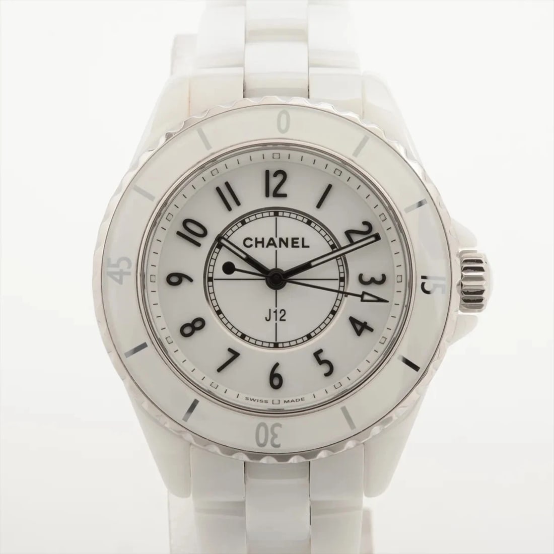 CHANEL J12 CE?SS QZ WHITE: Chanel J12 CE?SS QZ white Brand: Chanel Type/Style: Wristwatch Material: CE?SS Color: Dial Color White Size: Case:W1.2 x H1.2inch / W34 x H34 Circumference of Wrist:5.7inch / 14.5 Accessories: None