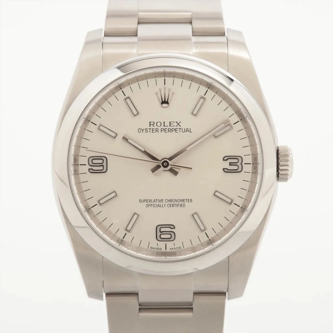 ROLEX OYSTER PERPETUAL SS SILVER: Rolex Oyster Perpetual SS Silver Brand: Rolex Type/Style: Wristwatch Material: SS Color: Dial Color Silver Size: Case:W1.2 x H1.2inch / W36 x H36 Circumference of Wrist:6.7inch / 17 Accessories: None