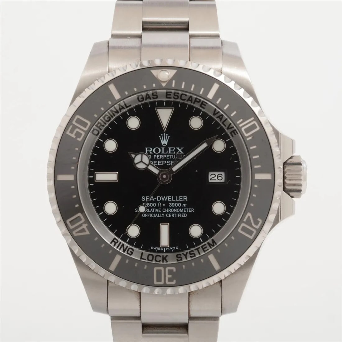 ROLEX SEA-DWELLER SS BLACK: Rolex Sea-Dweller SS black Brand: Rolex Type/Style: Wristwatch Material: SS Color: Dial Color Black Size: Case:W1.6 x H1.6inch / W44 x H44 Circumference of Wrist:7.7inch / 19.5 Accessories: None