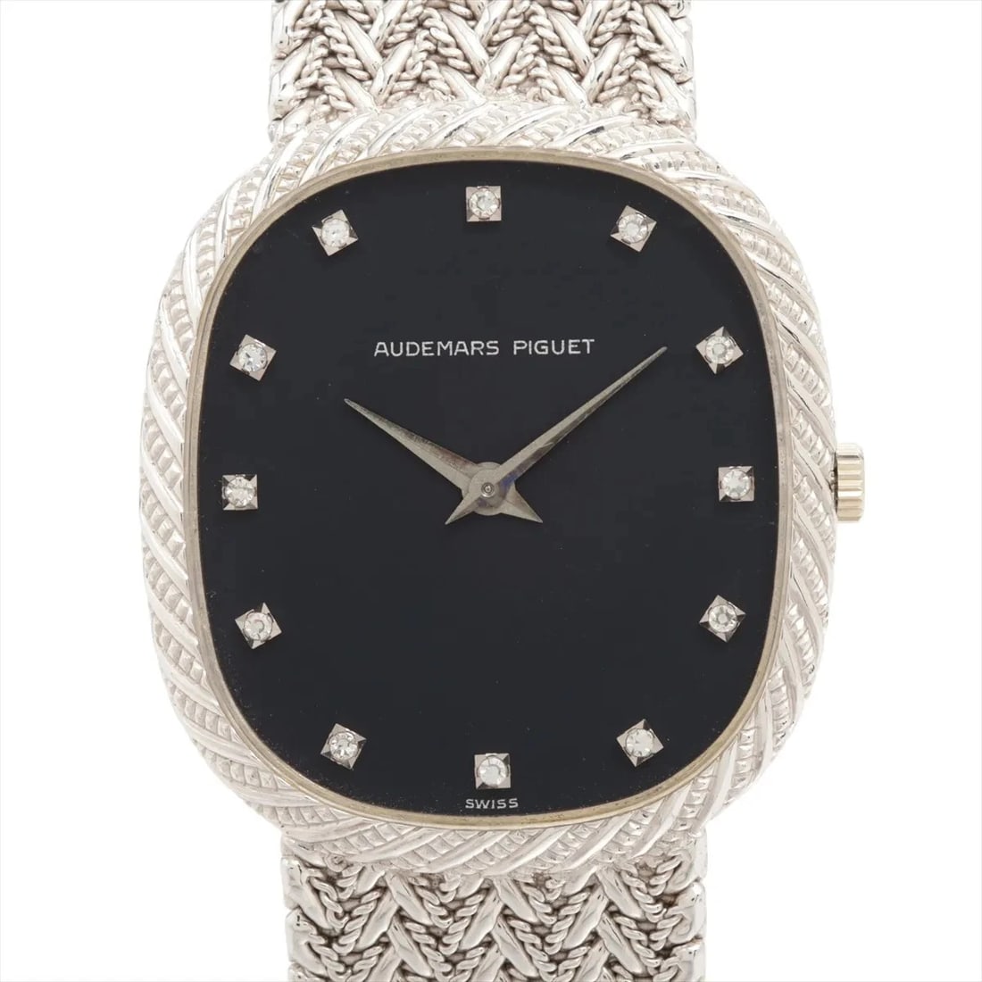 AUDEMARS PIGUET WG STEM-WINDER BLUE: Audemars Piguet WG Stem-winder blue Brand: Audemars Piguet Type/Style: Wristwatch Material: WG Color: Dial Color Blue Size: Case:W0.8 x H1.2inch / W29 x H32 Circumference of Wrist:6.7inch / 17