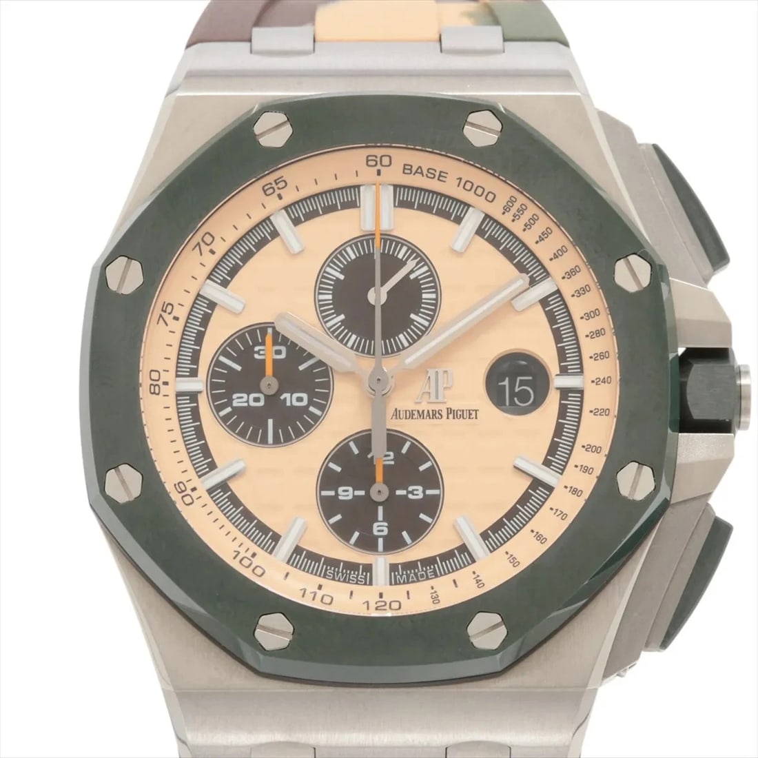 AUDEMARS PIGUET ROYAL OAK OFFSHORE SS & RUBBER BEIGE: Audemars Piguet Royal Oak offshore SS & Rubber Beige Brand: Audemars Piguet Type/Style: Wristwatch Material: SS & Rubber Color: Dial Color Beige Size: Case:W1.6 x H1.6inch / W44 x H44 Circumference