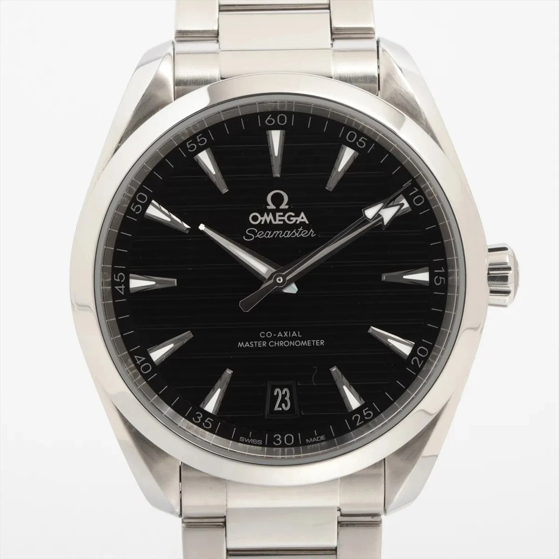 OMEGA SEAMASTER AQUA TERRA CO-AXIAL CHRONOMETER: Omega Seamaster Aqua Terra Co-Axial chronometer Brand: Omega Type/Style: Wristwatch Material: SS Color: Dial Color Black Size: Case:W1.6 x H1.6inch / W41 x H41 Circumference of Wrist:7.3inch / 18.5