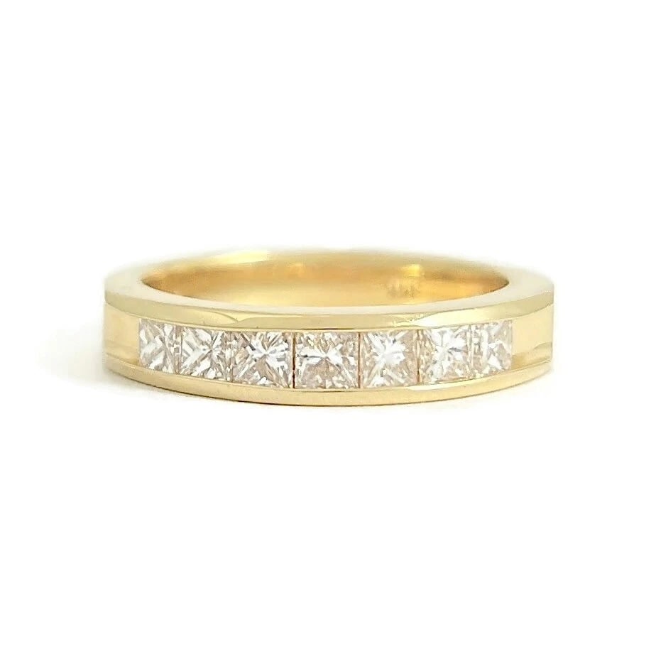 PRINCESS CUT DIAMOND CHANNEL-SET BAND RING 14K YELLOW GOLD: Princess Cut Diamond Channel-Set Band Ring 14K Yellow Gold Brand: Unbranded Type/Style: Ring Material: 14K Yellow Gold, Main Stone Natural Color: Gold Size: 6 US Accessories: None Accessor