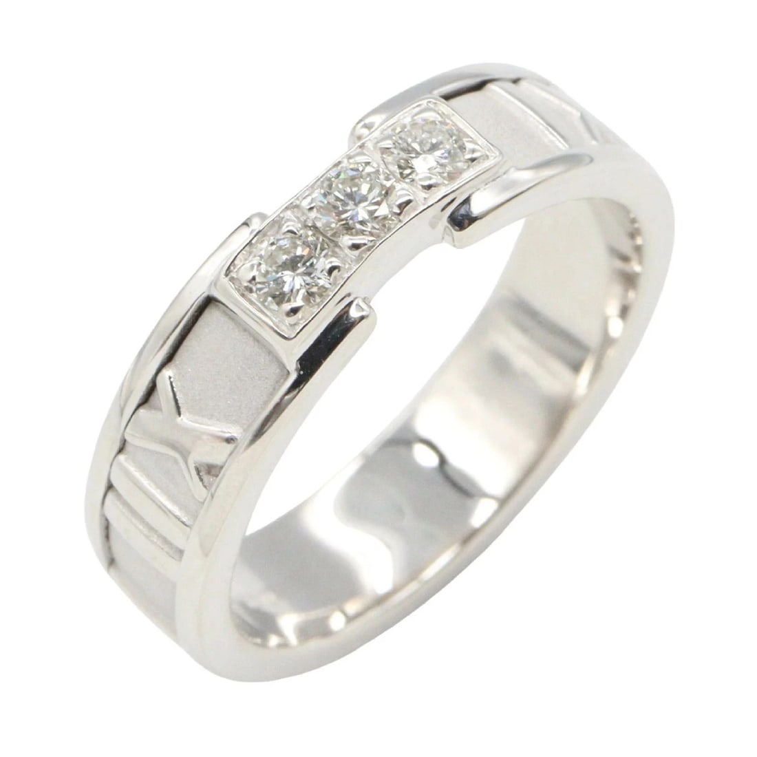 TIFFANY & CO. ATLAS DIAMOND RING K18 WHITE GOLD SILVER: Tiffany & Co. Atlas Diamond Ring K18 White Gold Silver Brand: Tiffany & Co. Type/Style: Ring Material: K18 White Gold, Main Stone Natural Color: Silver Size: US 6 Accessories: None Accesso