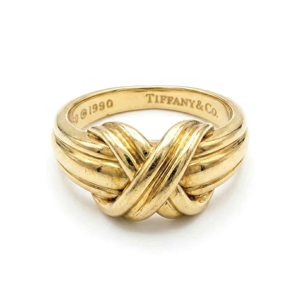 TIFFANY & CO. SIGNATURE CROSS RING YELLOW GOLD: Tiffany & Co. Signature Cross Ring Yellow Gold Brand: Tiffany & Co. Type/Style: Ring Material: 18K Yellow Gold, Color: Yellow Gold Size: US 6.5 Accessories: None Accessories Notice: When p