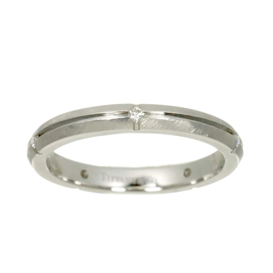 TIFFANY & CO. STREAMERICA DIAMOND RING WHITE GOLD: Tiffany & Co. Streamerica Diamond Ring White Gold Brand: Tiffany & Co. Type/Style: Ring Material: 18K White Gold, Main Stone Natural Color: White Gold Size: US 4 Accessories: None Accessories Notice: