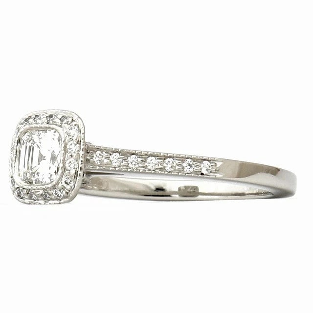 TIFFANY LEGACY DIAMOND RING PT950 PLATINUM WHITE GOLD: Tiffany Legacy Diamond Ring PT950 Platinum White Gold Brand: Tiffany & Co. Type/Style: Ring Material: PT950, Main Stone Natural Color: silver Size: US 5.5 Accessories: None Accessories Notice: When