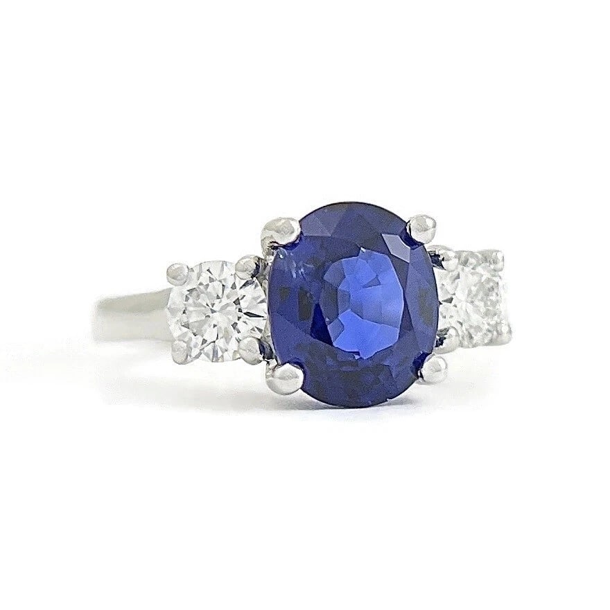 OVAL BLUE SAPPHIRE DIAMOND RING 14K WHITE GOLD (1 of 2)