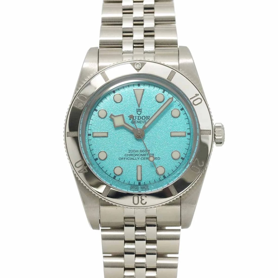TUDOR HERITAGE BLACK BAY AUTOMATIC BLUE DIAL WATCH: TUDOR Heritage Black Bay Automatic Blue Dial Watch Brand: TUDOR Type/Style: Wristwatch Material: Stainless steel Color: Dial color Blue Size: CaseSize Length 46mm(included lag) CaseSize Width