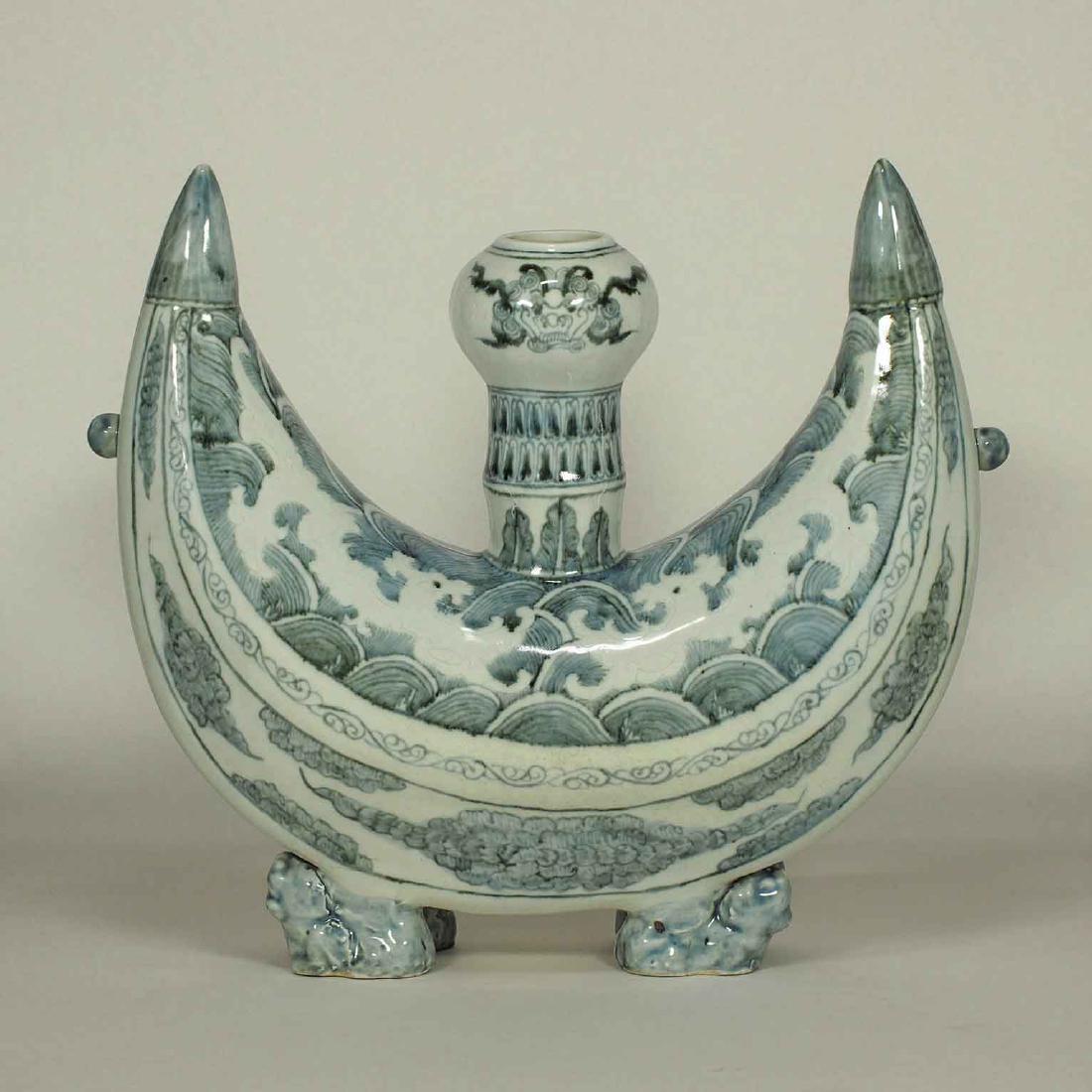 Crescent-Moon Flask with Dragon, late Ming (1 of 10)