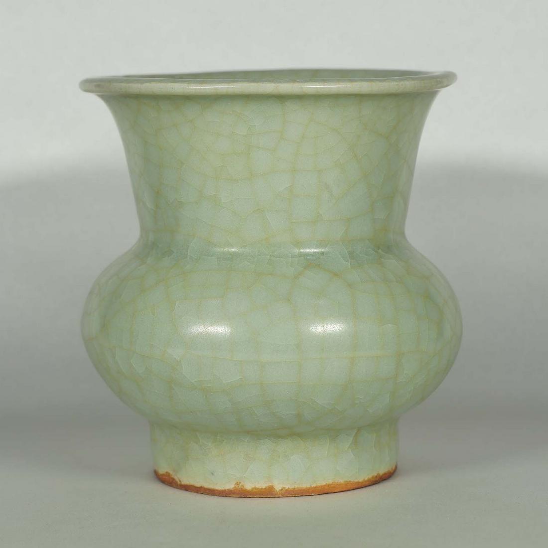 Longquan Crackled Spitoon, South Song: Rare Longquan crackled spitoon. Height 108mm, 4-1/3"inch