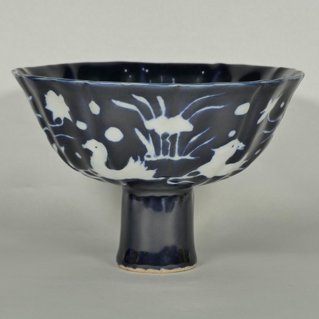 Lobed Stem Bowl, Early Ming (1 of 9)