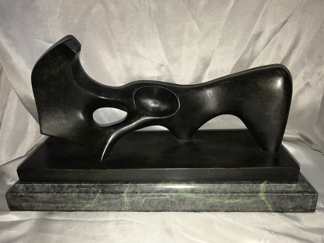 HENRY MOORE ENGLISH BRONZE SCULPTURE: HENRY MOORE ( 1898 – 1986) ENGLISH BRONZE SCULPTURE. Signed Henry Moore & numbered 5/6 after Size: 6.5" x 13"Base 1 1/4" x 14" x 5 1/2"