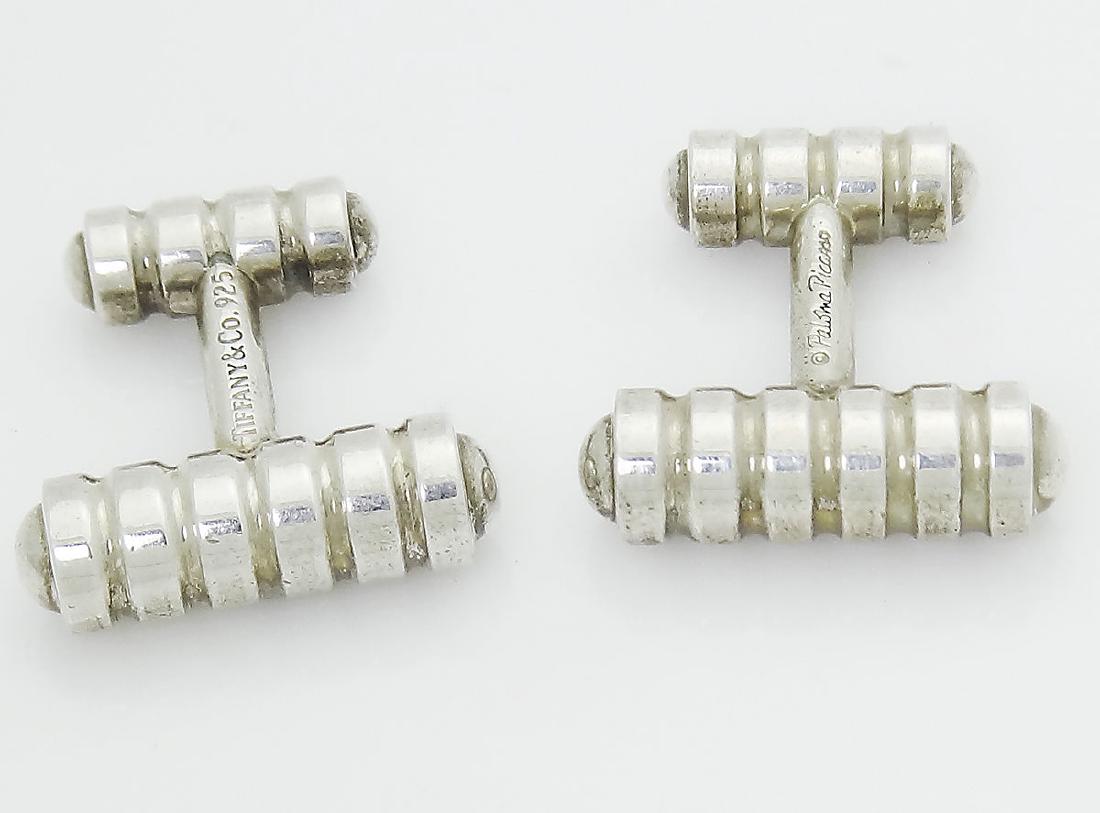 Tiffany & Co 925 Silver Paloma Picasso Groove Cufflinks: Brand: Tiffany & Co Paloma Picasso Collection Weight: 26.6 grams Measurements: 7.4mm x 23mm Sterling Silver 925 *Comes in a beautiful gift pouch*