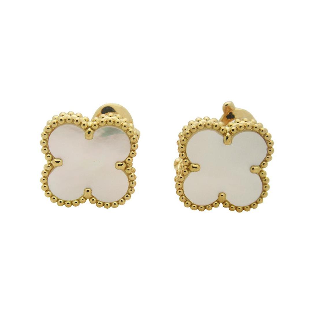 Van Cleef & Arpels Yellow Gold Magic Alhambra Earrings: Brand: Van Cleef & Arpels Metal: Yellow Gold Stones: Mother-of-Pearl Weight: 7 g Measurement of the Earrings: 15mm/15mm Condition: Excellent