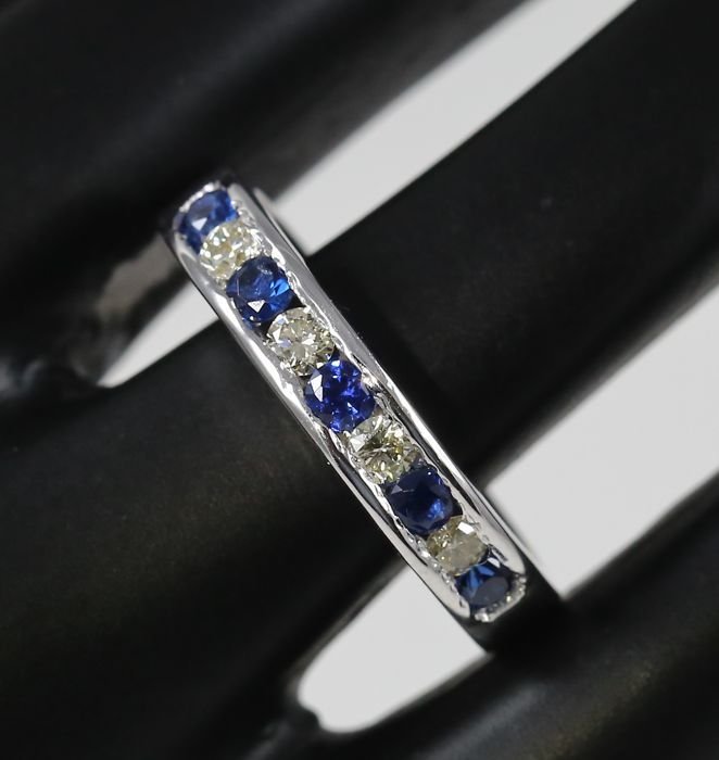 14 K Diamond and Blue Sapphire Ring (1 of 12)