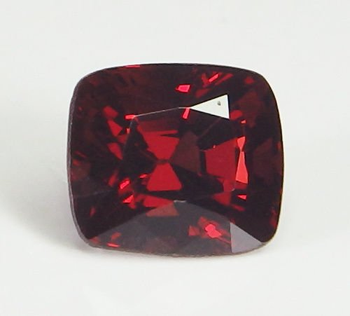 GIA Certified 2.09 ct. Untreated Spinel ( BURMA ) (1 of 17)