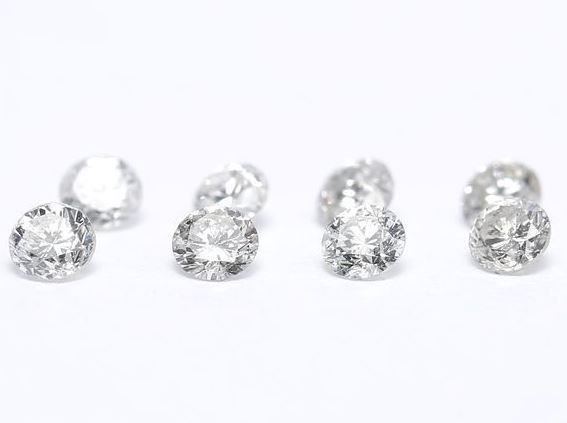 Set of 8 - 0.40 ct. Round Brilliant Diamonds UNTREATED (1 of 2)