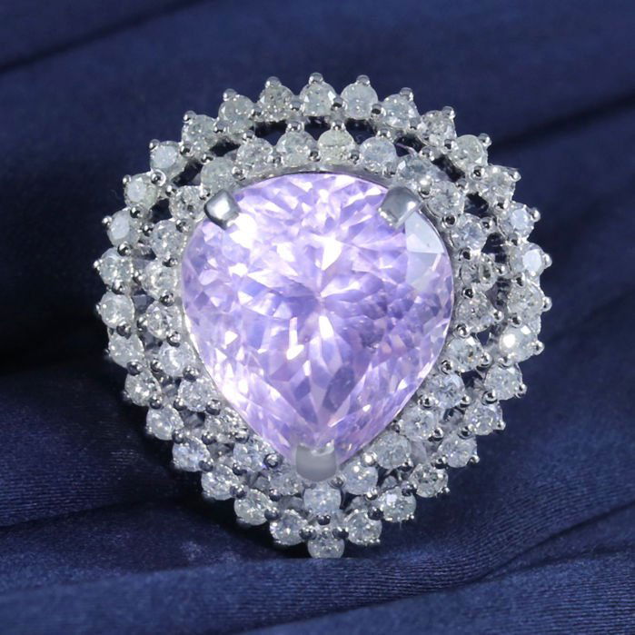 14 K White Gold Kunzite (IGI Certified) & Diamond Ring (1 of 7)