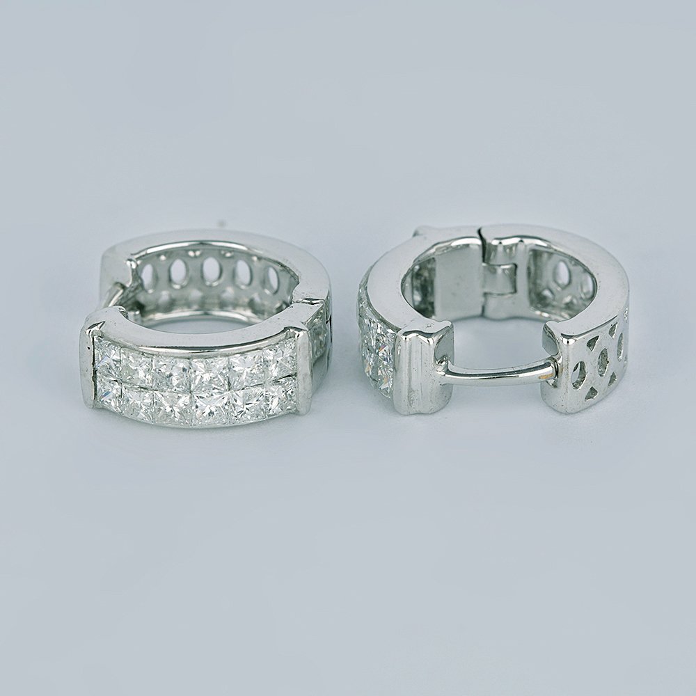 EGL Certified 14 K / 585 White Gold Diamond Hoops (1 of 4)