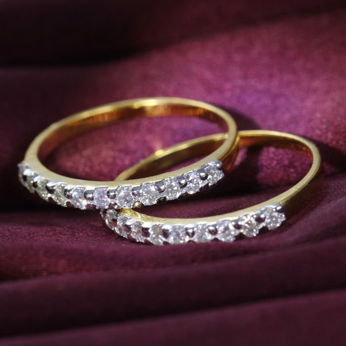14 K / 585 Yellow Gold Set of 2 Diamond Band Rings (1 of 4)