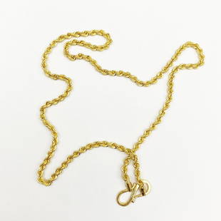 18 K Hallmarked Yellow Rope Chain Necklace: RESERVE PRICE - 1000 $ 18 K Hallmarked Yellow Rope Chain Necklace Gross metal weight - 11.850 g Chain length - 22 inches Certificate of Authenticity by HGL.</