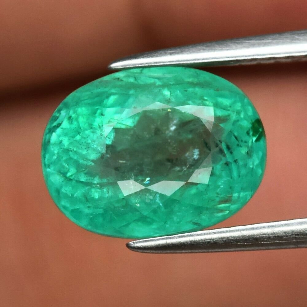 RARE IGI Certified 3.66 ct. Natural Emerald - COLOMBIA (1 of 3)