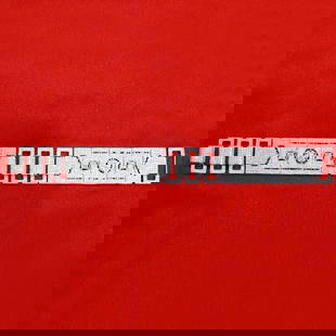 IGI Certified 14 K / 585 White Gold Diamond Bracelet: IGI Certified 14 K / 585 White Gold Diamond Bracelet Hand crafted Gross gold weight - 56.200 g 14 K solid Hallmarked White gold Bracelet length - 7.5 inches Dimensions - 19 x 2 cm <