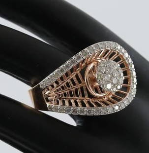 IGI certified 18 K / 750 Yellow Gold Designer Diamond Ring: IGI certified 18 K / 750 Yellow Gold Designer Diamond Ring 18 K / 750 Hallmarked Yellow gold Gross metal weight - 7.080 g Dimensions - Top width 17 mm Ring size -UK R - EU 60 - US 9