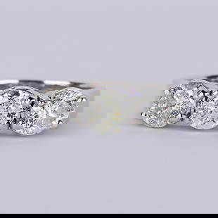IGI Certified 14 K / 585 White Gold Solitaire Diamond Ring: IGI Certified 14 K / 585 White Gold Solitaire Diamond Ring 14 K White Hallmarked gold Gross metal weight - 5.600 g Ring Size - US 7 Diamond Details Total Ct. Weight