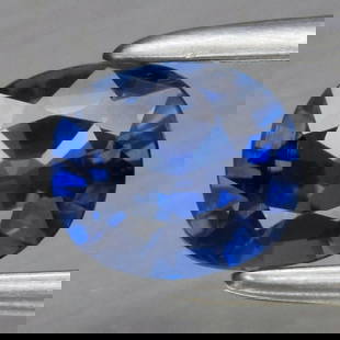 0.50 ct. Natural Unheated Blue Sapphire - NIGERIA: 0.50 ct. Natural Unheated Blue Sapphire - NIGERIA Shape - Cushion Color - Blue Clarity - VS Ct. Weight - 0.50 ct. Dimensions - 5.01 x 4.35 x 2.60 mm Origin - MADAGASCAR,