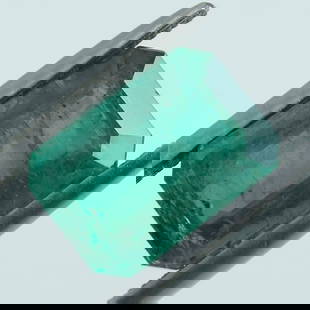 IGI Certified 8.44 ct. Emerald - ZAMBIA: IGI Certified 8.44 ct. Emerald - ZAMBIA Color - Green Clarity - SI Cut - Emerald cut Ct. wt. - 8.44 ct. Dimensions - 14.80 x 9.98 x 7.16 mm Origin - ZAMBIA