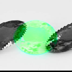 12.64 ct. Tsavorite Garnet - KENYA, EAST AFRICA: 12.64 ct. Tsavorite (Grossular-Garnet) - KENYA, EAST-AFRICA Cut - Oval Color - Vivid Green Clarity - VS Ct. Weight - 12.64 ct. Origin - KENYA, EAST-AFRICA <