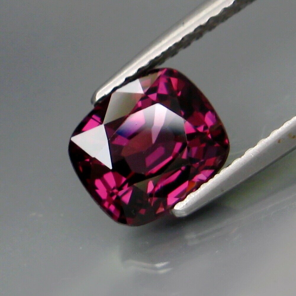 2.33 ct. Purple Pink Spinel - TANZANIA (1 of 1)