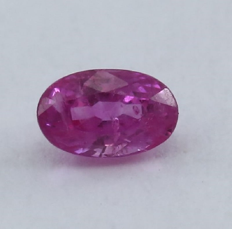 IGI Certified 0.40 ct. Ruby - BURMA, MYANMAR (1 of 6)