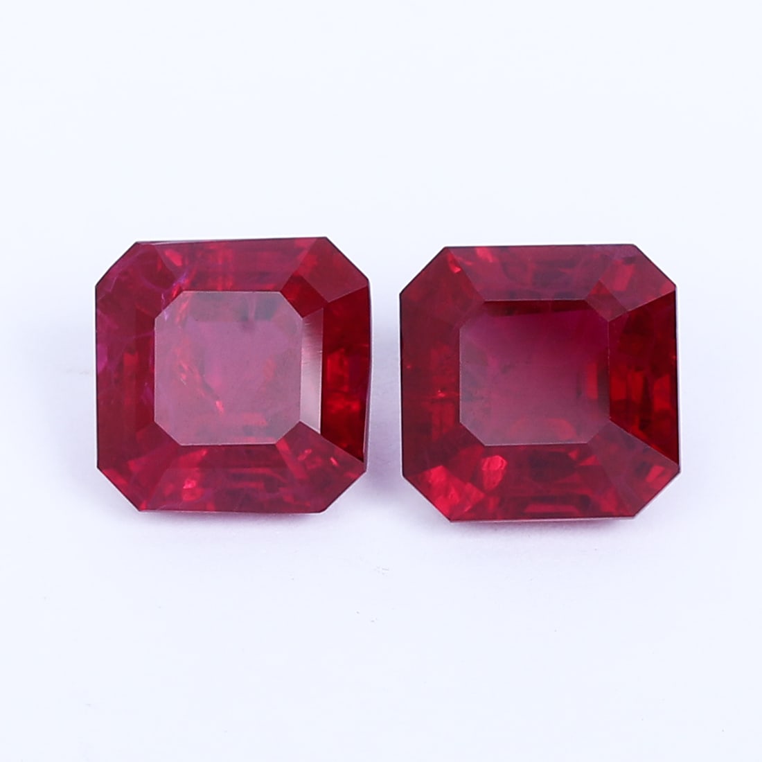 15.76 ct. Pair of Rubies - MOZAMBIQUE: 15.76 ct. Pair of Rubies - MOZAMBIQUE Weight - 15.76 ct. Color - Red Clarity - VS Cut - Cut-Cornered Cushion No. of Rubies - 2 Origin - MOZAMBIQUE <