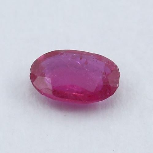 IGI Certified 0.28 ct. Ruby - MOZAMBIQUE (1 of 4)
