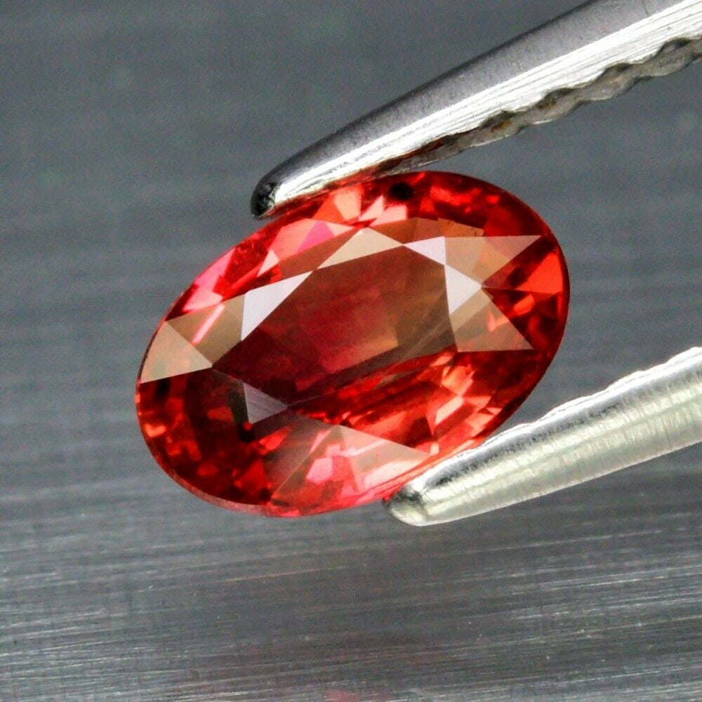 0.52 ct. Natural Padparadscha Sapphire - TANZANIA (1 of 2)