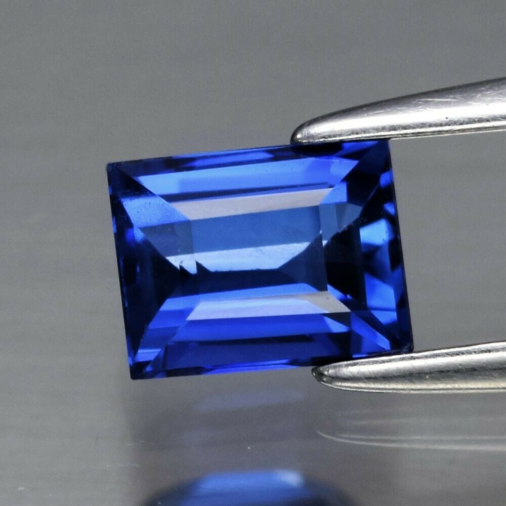 0.79 ct. Natural Cornflower Blue Sapphire - SRI LANKA (1 of 2)