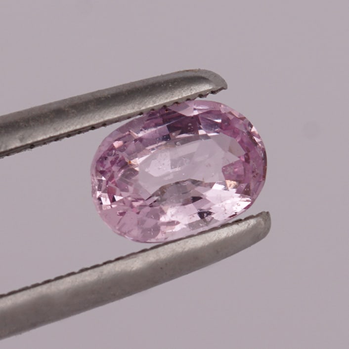1.25 ct. Pink Sapphire - SRI LANKA, CEYLON: 1.25 ct. Pink Sapphire - SRI LANKA, CEYLON Cut - Oval Color - Pink Clarity - VS Ct. Weight - 1.25 ct. Origin - SRI LANKA, CEYLON Treatment - No Heat or T