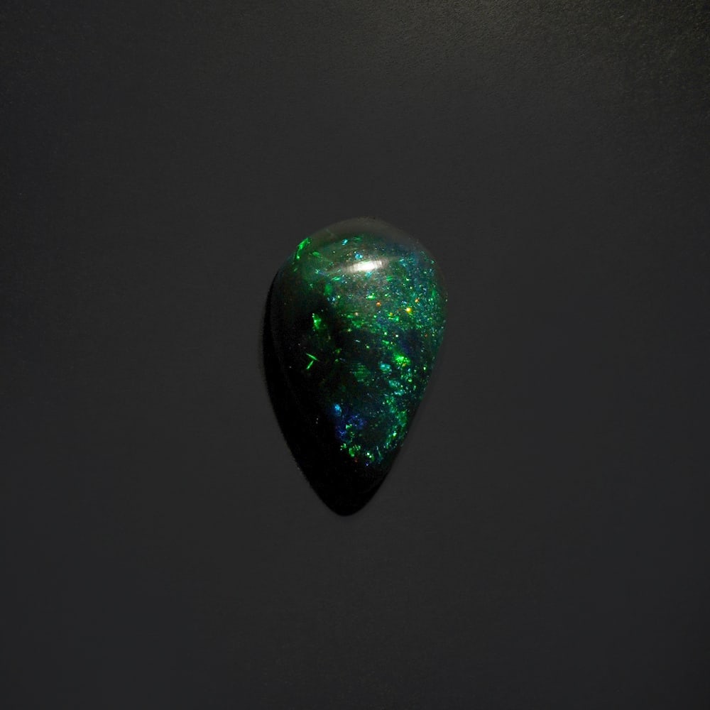 4.90 ct. Natural Play of Color Opal - ETHIOPIA (1 of 1)