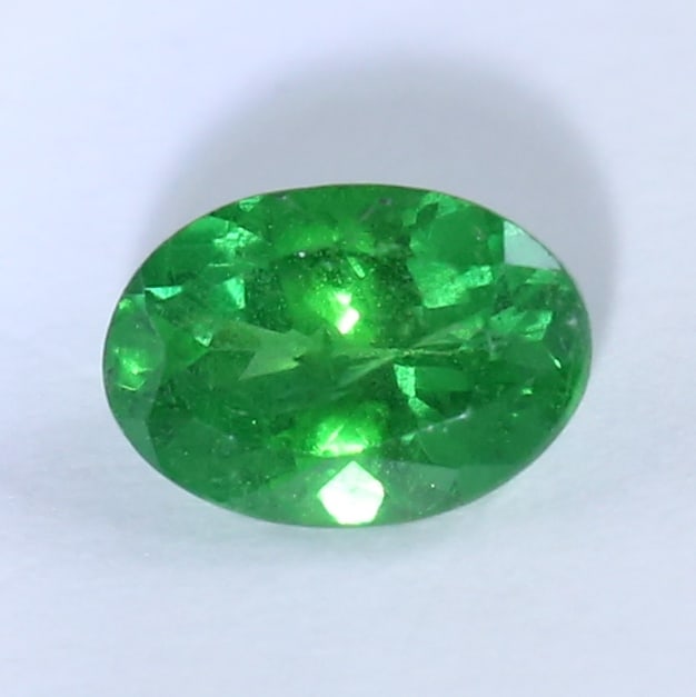 IGI Certified 0.85 ct. Tsavorite Garnet Untreated KENYA (1 of 4)