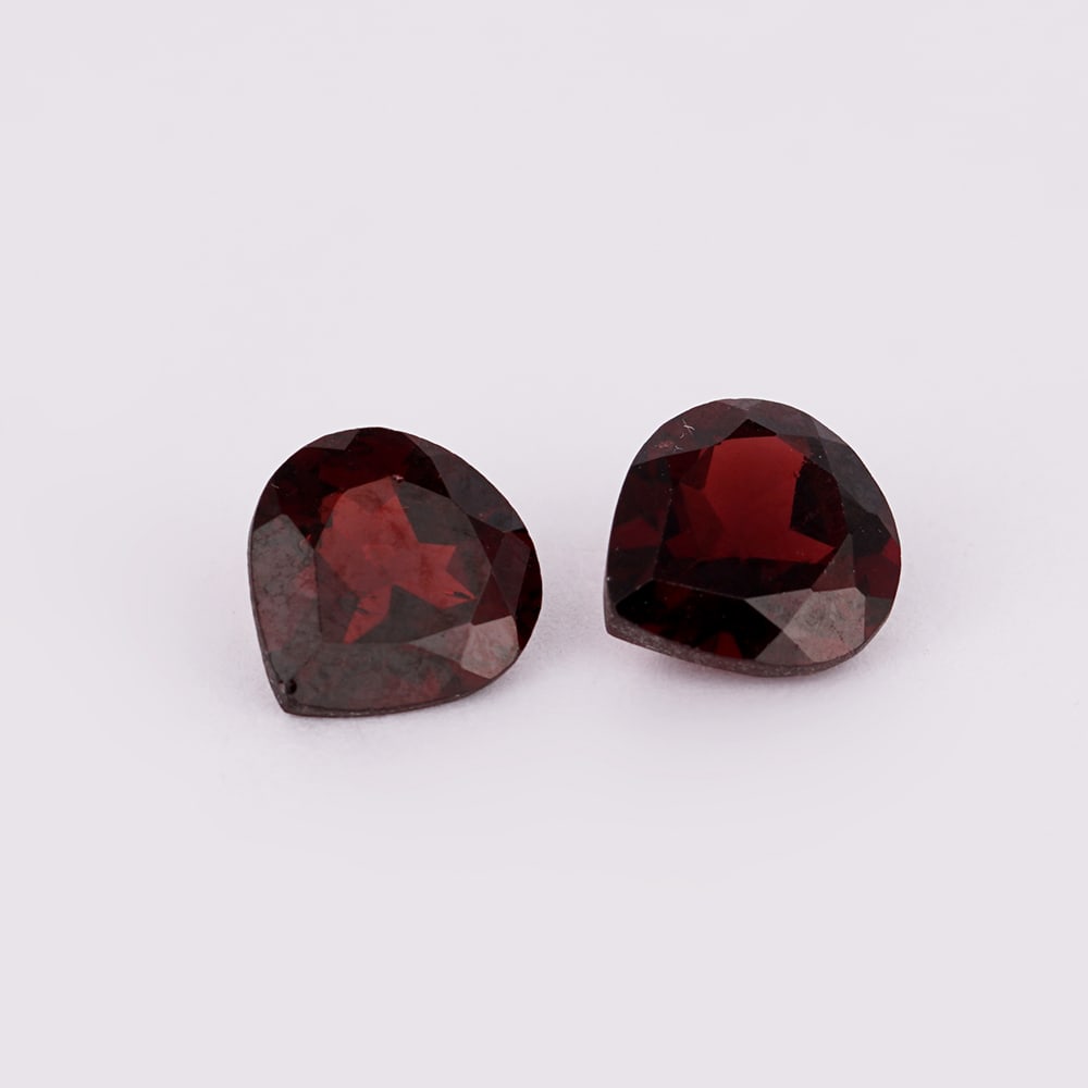 4.24 ct. Pair of Red Garnets - AFRICA (1 of 1)